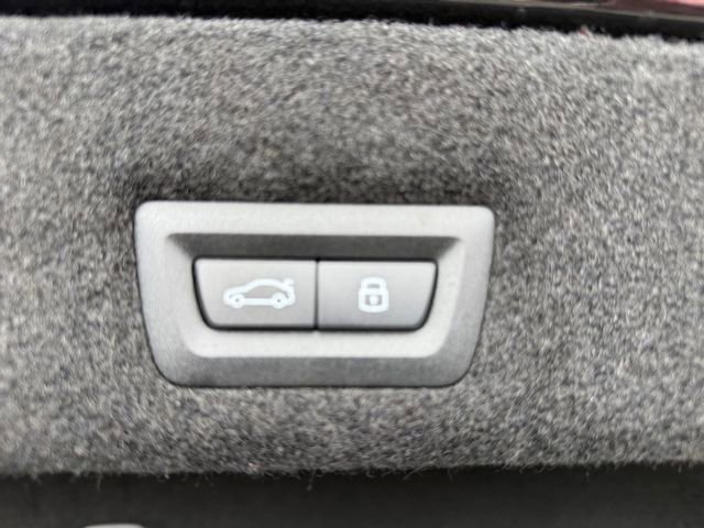 New 2026 BMW 750e xDrive w/ Executive Package AWD/4WD image 19