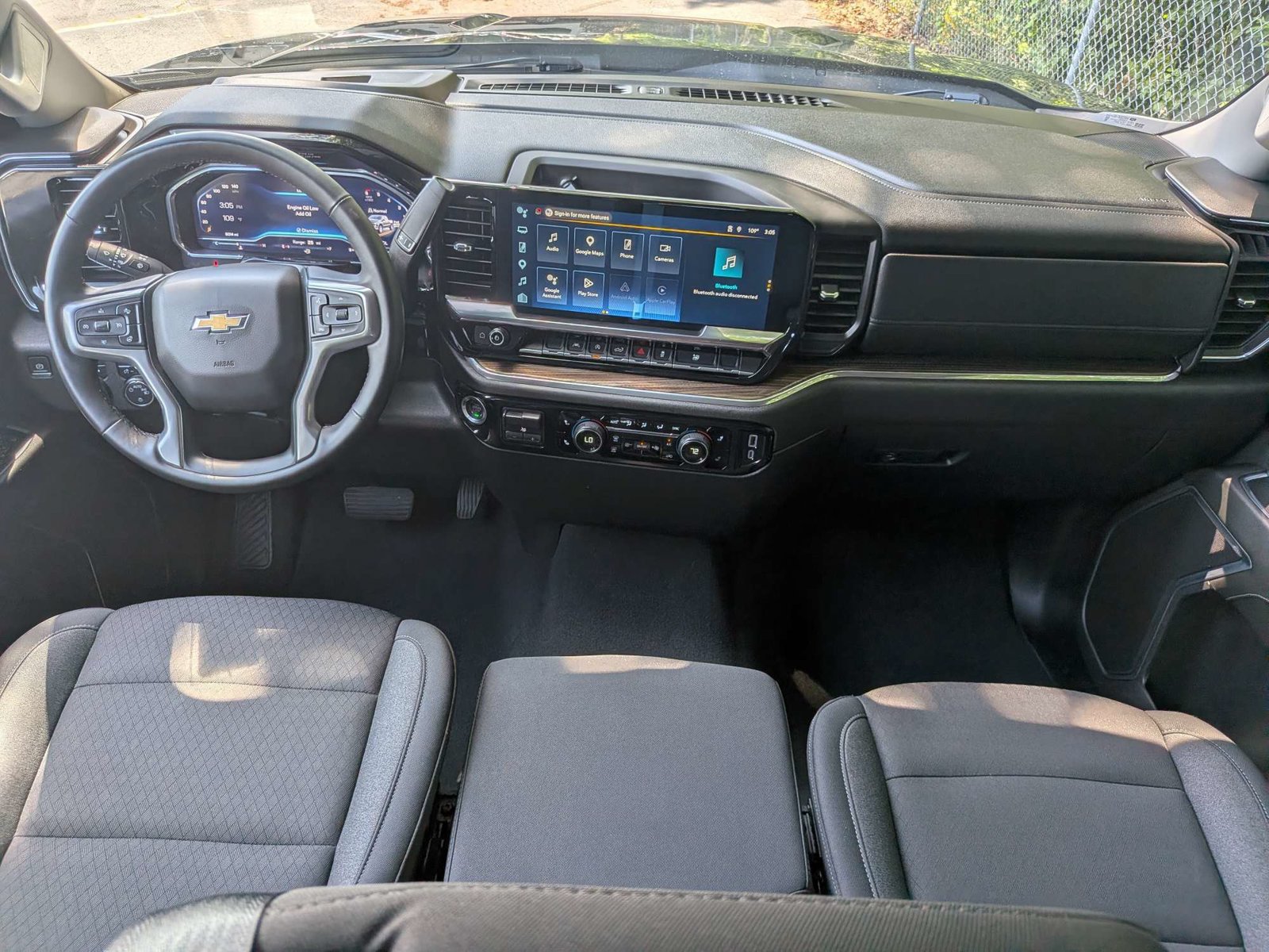 Used 2025 Chevrolet Silverado 1500 LT AWD/4WD image 14