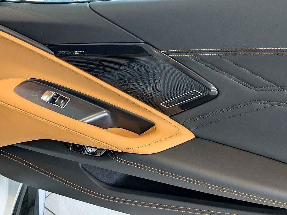 New 2025 Chevrolet Corvette Z06 w/ Stealth Interior Trim Package RWD image 27