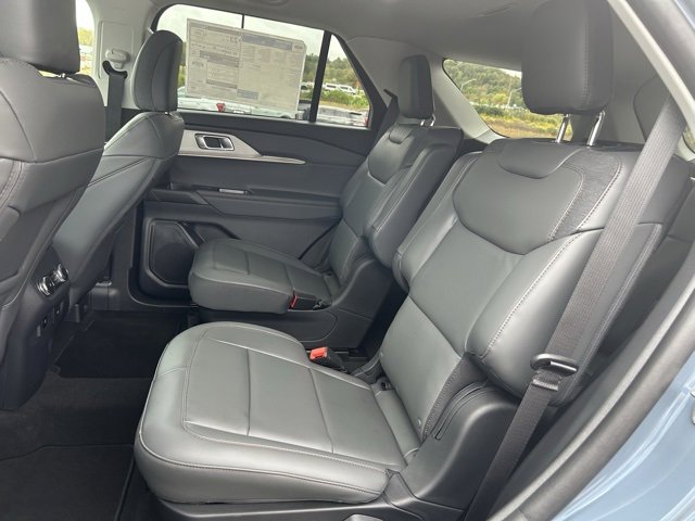 New 2025 Ford Explorer Active image 15