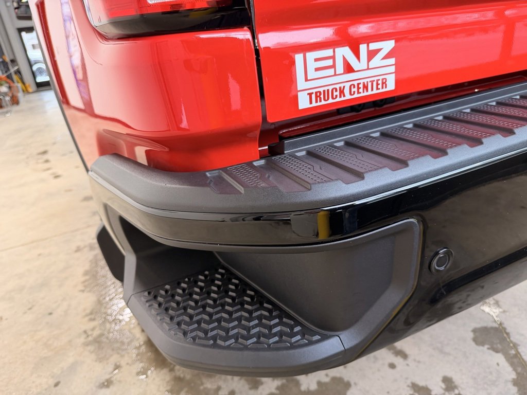 Used 2025 Chevrolet Silverado 2500 LT image 15