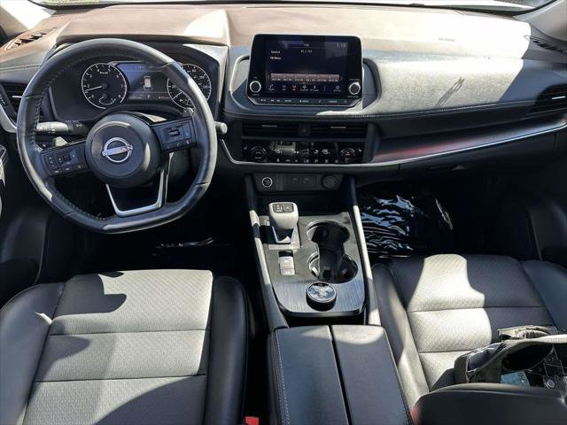 Used 2023 Nissan Rogue SV w/ SV Premium B Package image 18