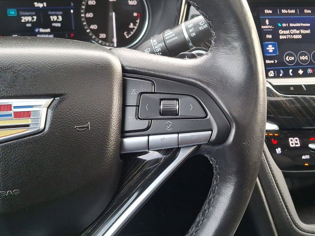 Used 2021 Cadillac XT6 Premium Luxury image 22