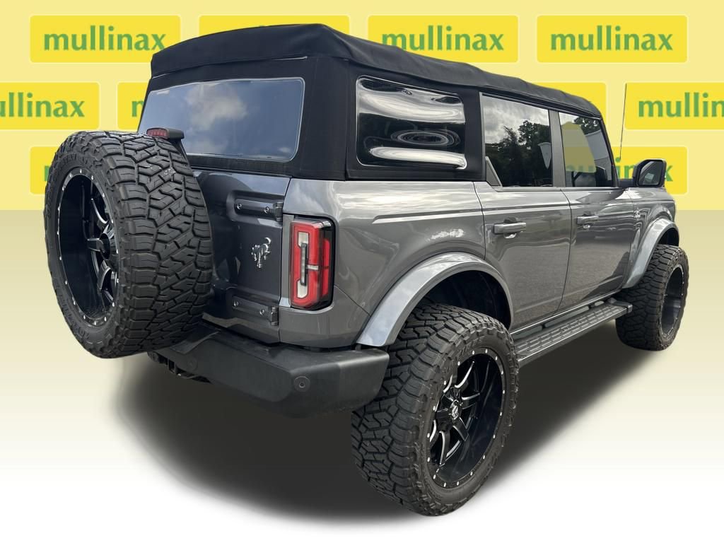 Used 2021 Ford Bronco Outer Banks image 2