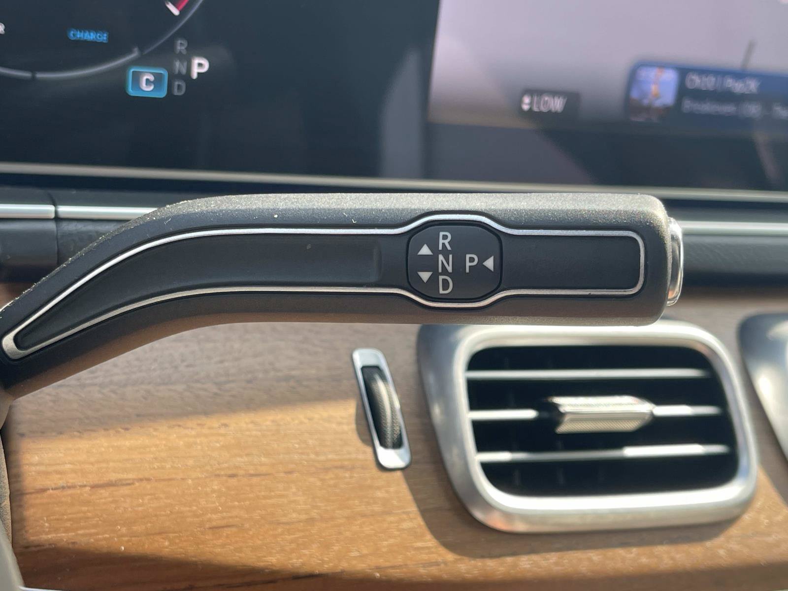 Certified 2025 Mercedes-Benz GLE 450 4MATIC image 43