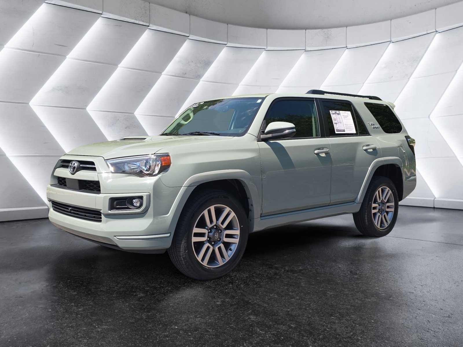 Used 2022 Toyota 4Runner TRD Sport w/ Technology Package AWD/4WD image 1