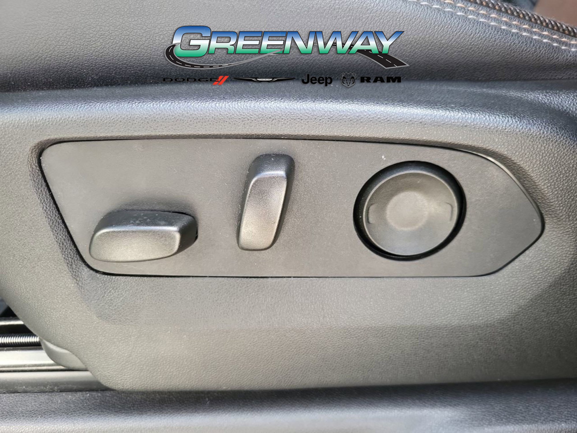 Used 2025 Chevrolet Silverado 2500 High Country w/ High Country Premium Package image 19