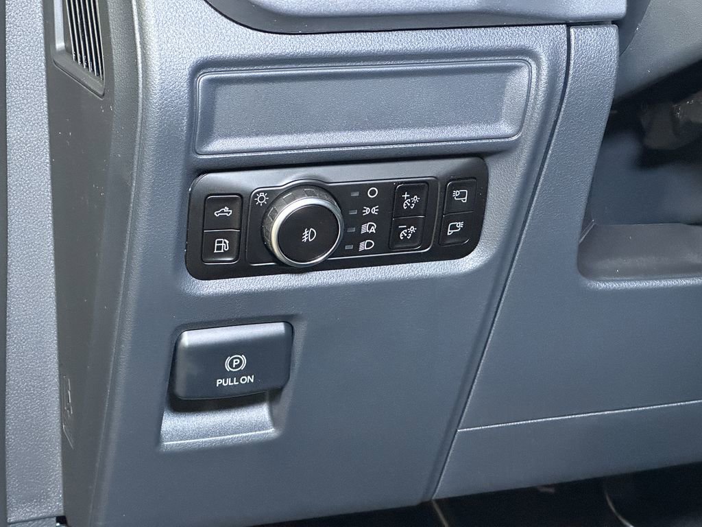 New 2025 Ford F150 XLT w/ Equipment Group 302A MID image 21