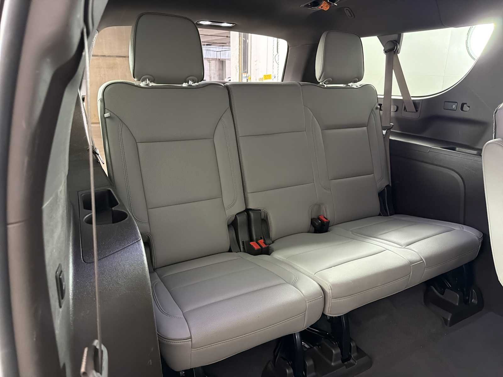 Used 2021 GMC Yukon XL SLT w/ SLT Luxury Plus Package AWD/4WD image 13
