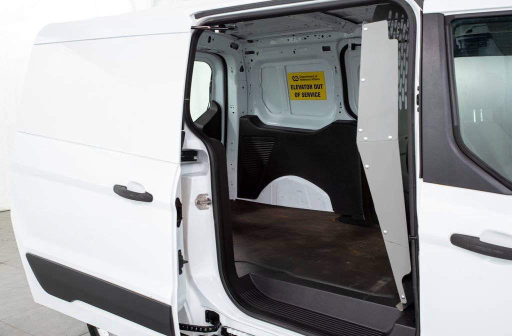 Used 2016 Ford Transit Connect XL FWD image 16
