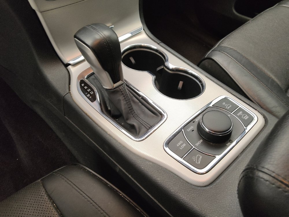 Used 2018 Jeep Grand Cherokee Summit AWD/4WD image 26