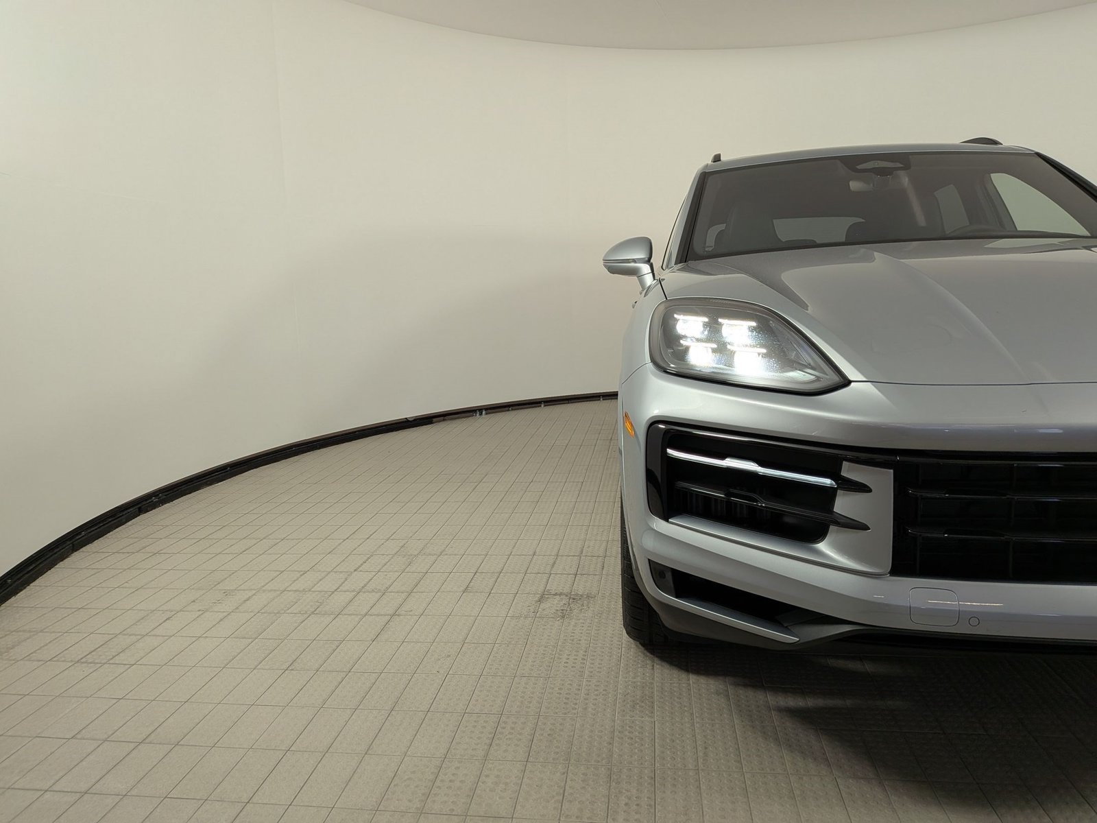 New 2026 Porsche Cayenne AWD/4WD image 12