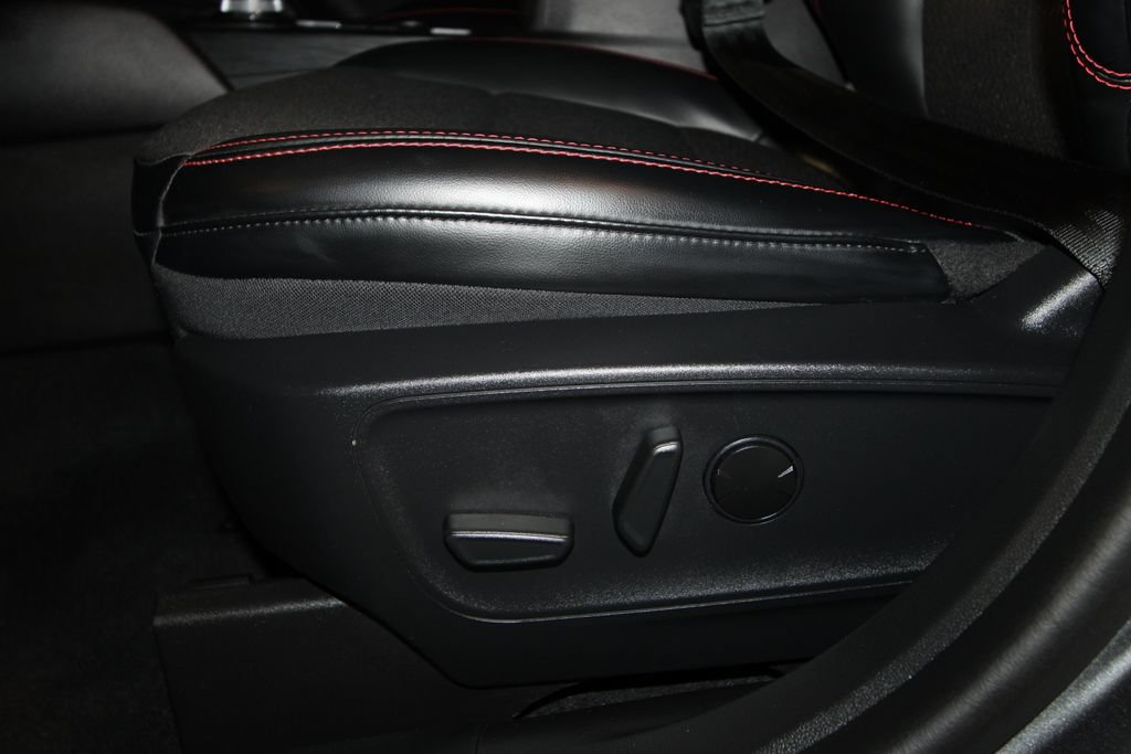 Used 2025 Ford Escape ST-Line Select w/ Tech Pack #1 AWD/4WD image 7