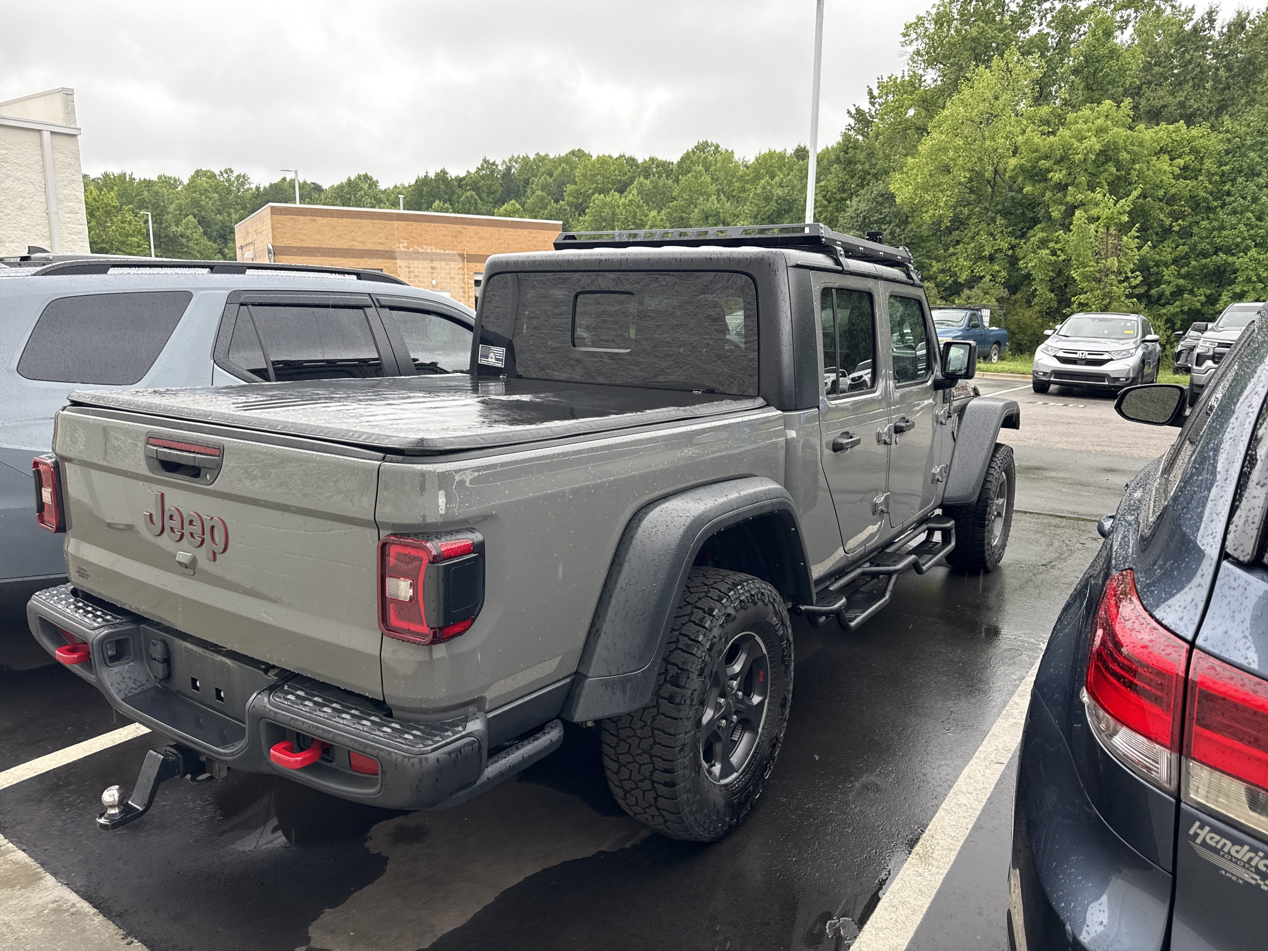 Used 2023 Jeep Gladiator Rubicon w/ Trailer Tow Package AWD/4WD image 6
