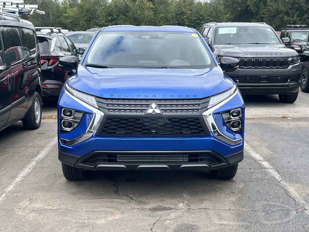 New 2026 Mitsubishi Eclipse Cross LE AWD/4WD image 2
