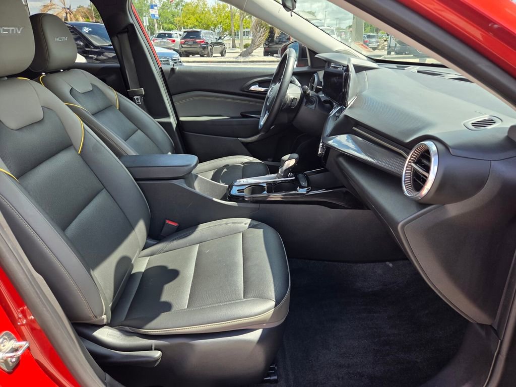 Certified 2024 Chevrolet Trax ACTIV w/ Driver Confidence Package FWD image 16