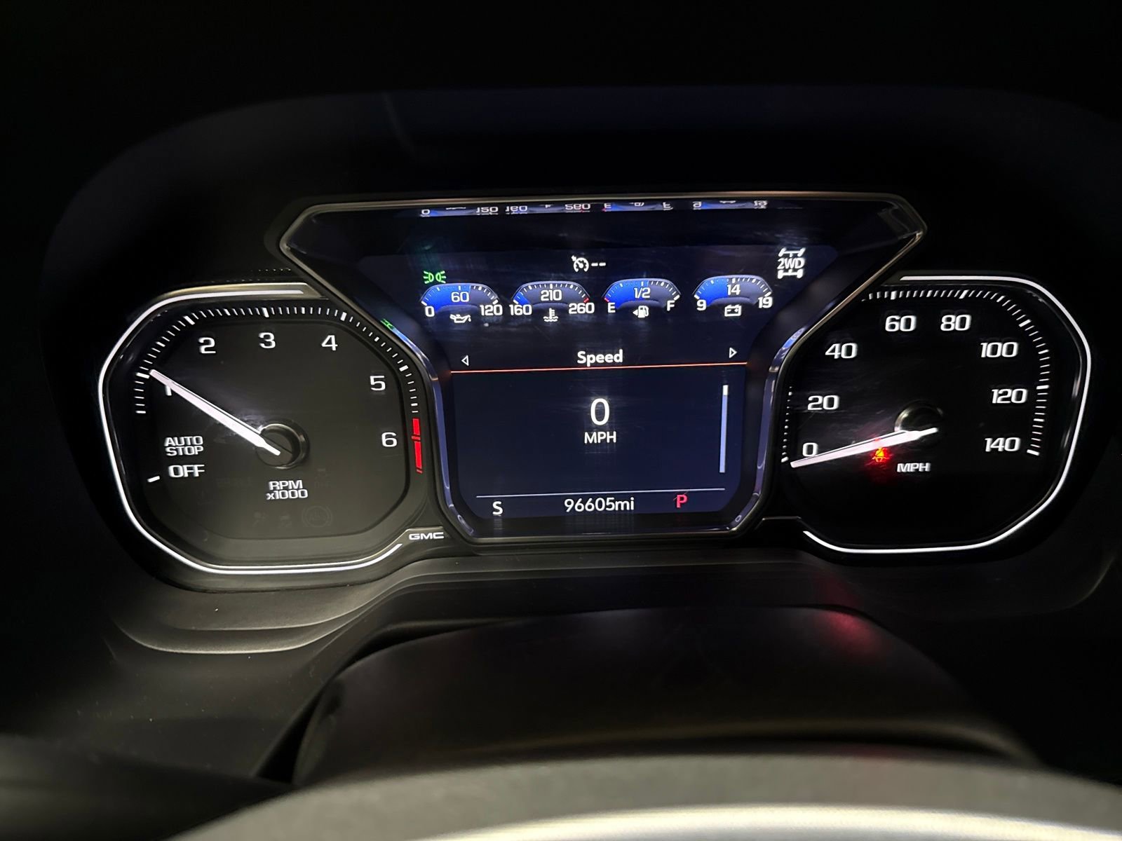 Used 2021 GMC Yukon XL SLT image 28