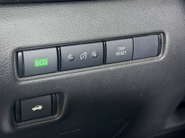 Certified 2023 Nissan Sentra SR w/ SR Premium Package FWD image 15