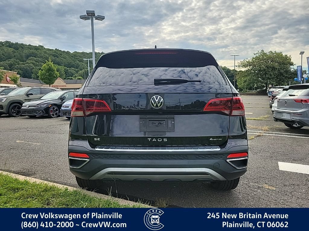 Certified 2023 Volkswagen Taos SE w/ Panoramic Sunroof Package AWD/4WD image 28