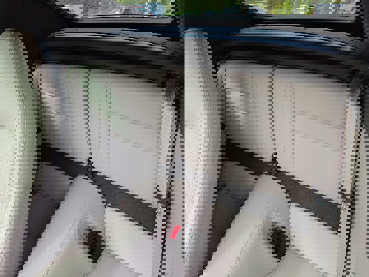 Used 2022 Porsche 911 Carrera RWD image 12