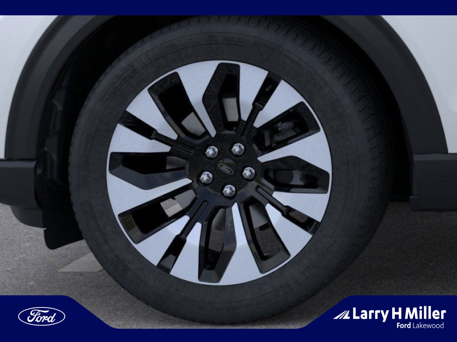 New 2026 Ford Explorer Platinum w/ LUX Leather Package image 19