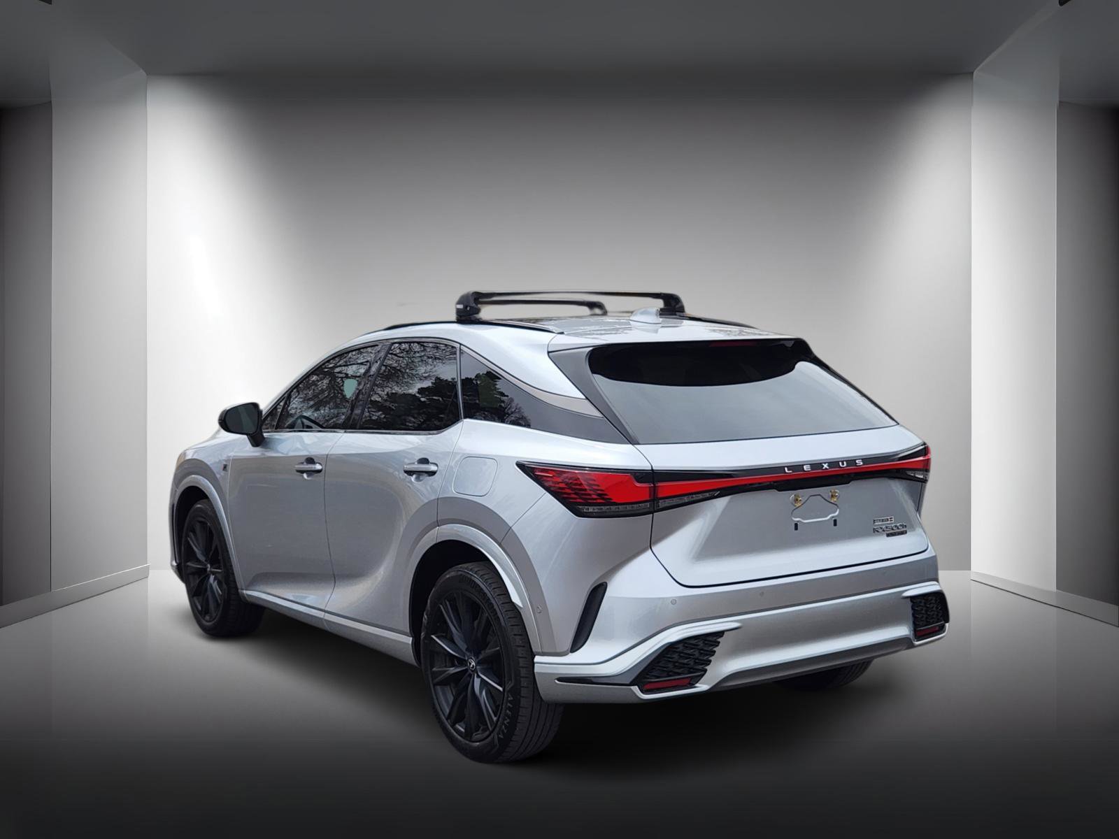 Used 2023 Lexus RX 500h F Sport w/ Accessory Package (Z1) image 3