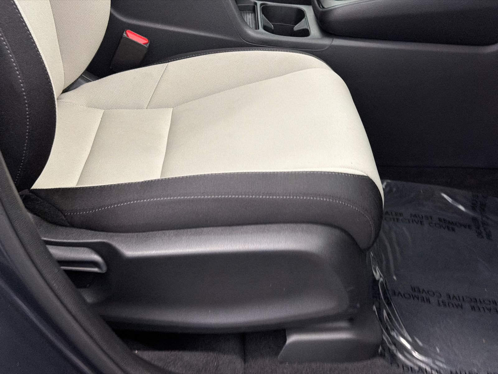 Used 2025 Honda CR-V EX image 12