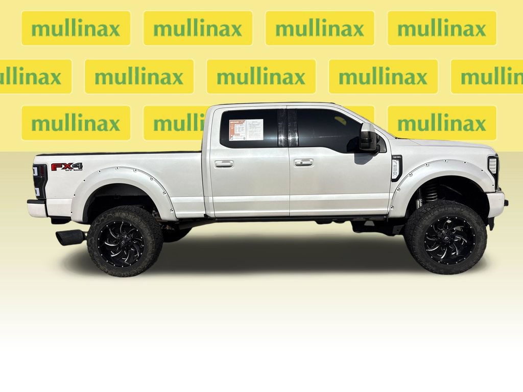Used 2017 Ford F250 Lariat w/ Lariat Ultimate Package AWD/4WD image 2