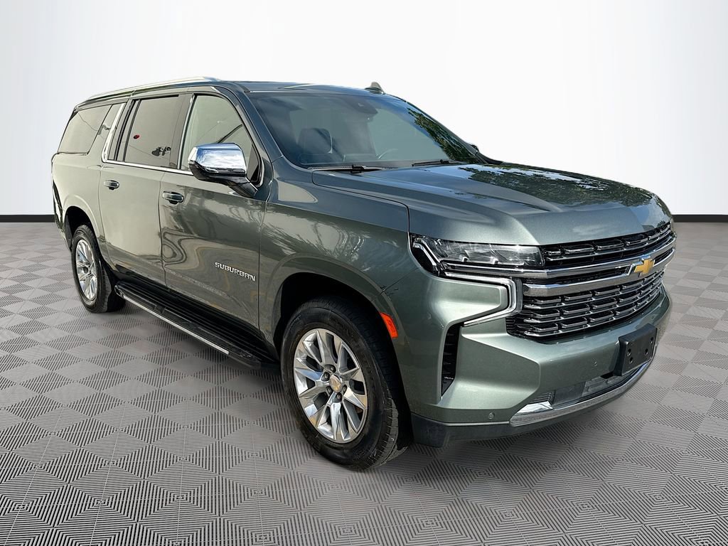Used 2024 Chevrolet Suburban Premier AWD/4WD image 4