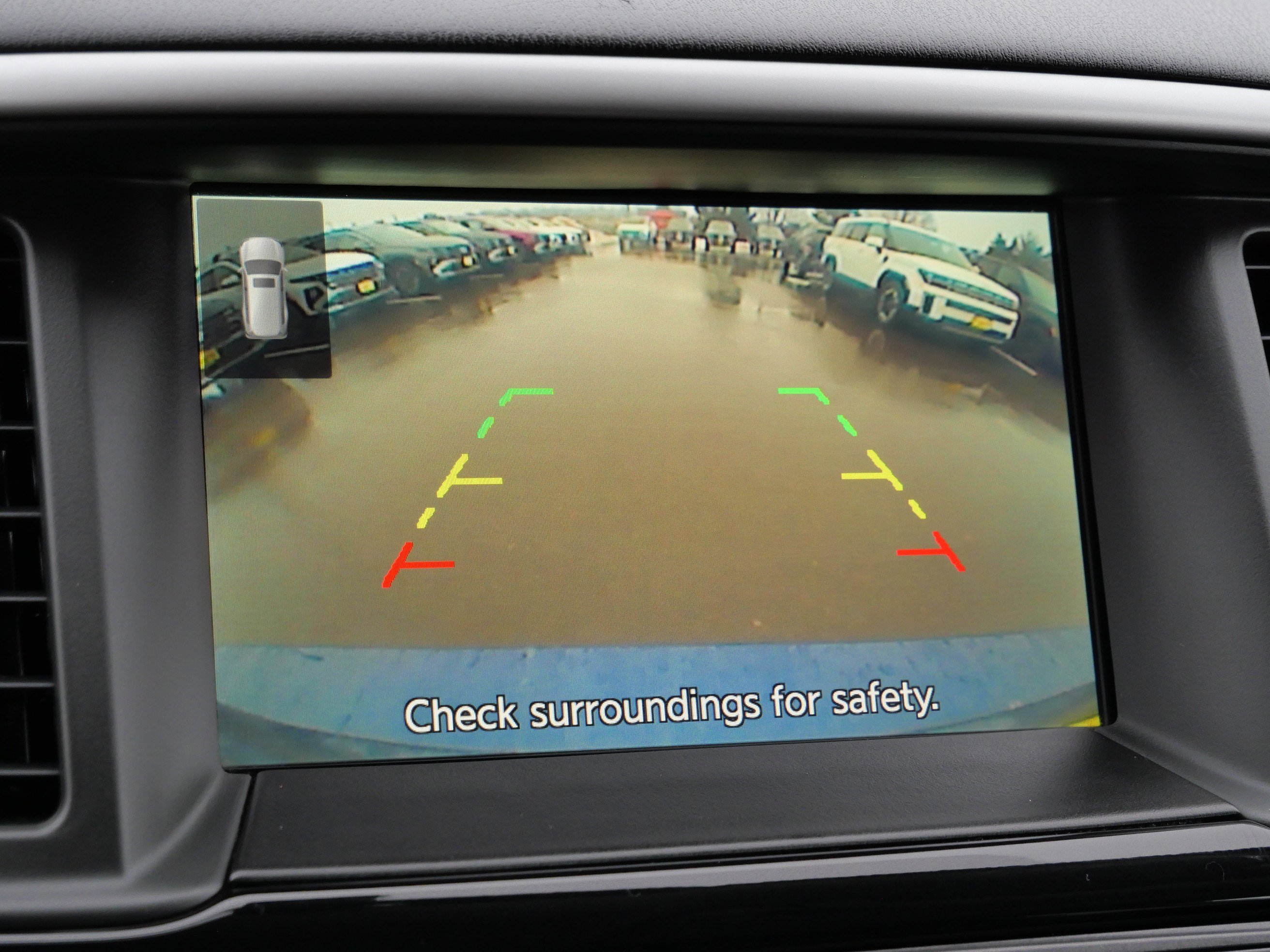 Used 2019 Nissan Pathfinder SV image 35