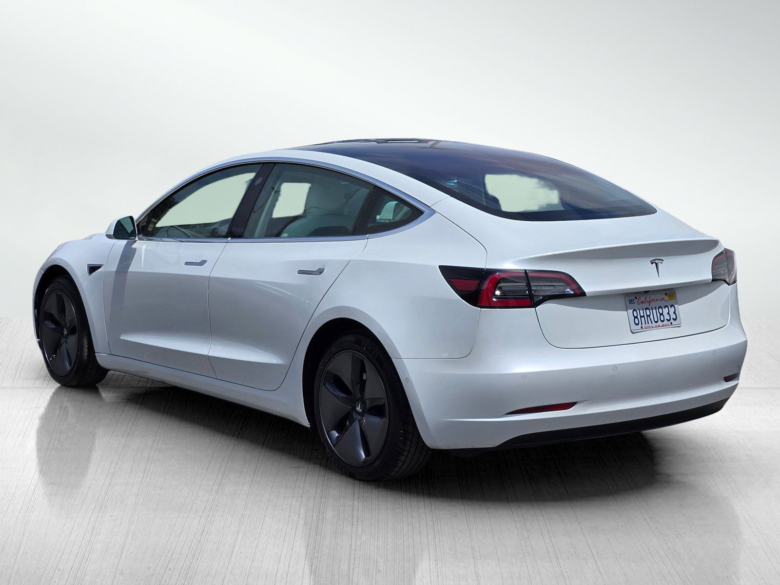 Used 2018 Tesla Model 3 Long Range RWD image 6