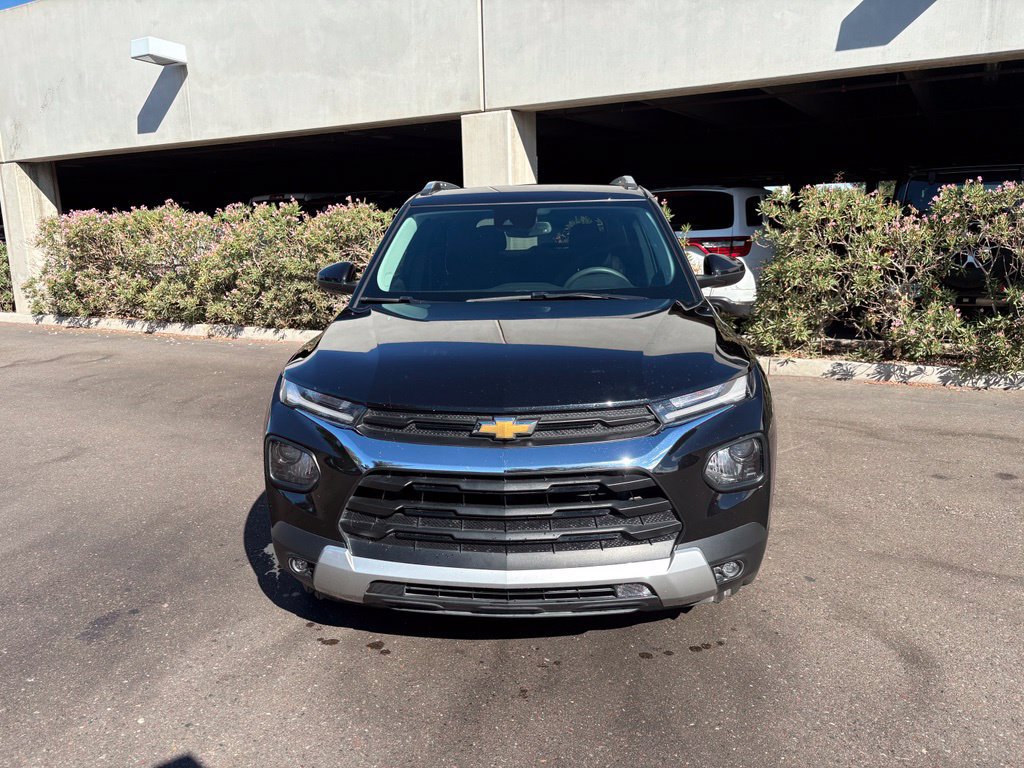 Used 2023 Chevrolet TrailBlazer LT w/ Convenience Package FWD image 3