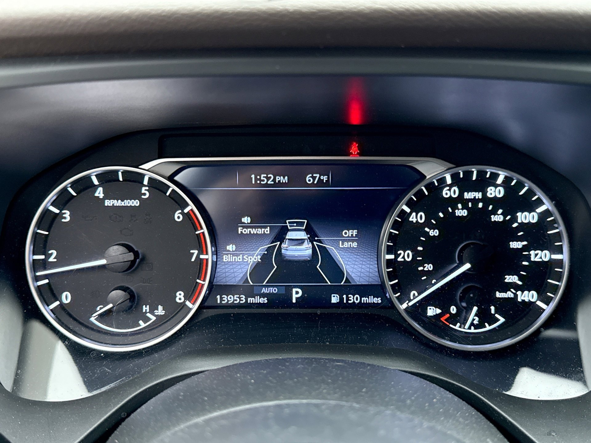 Used 2023 Nissan Rogue SV AWD/4WD image 10
