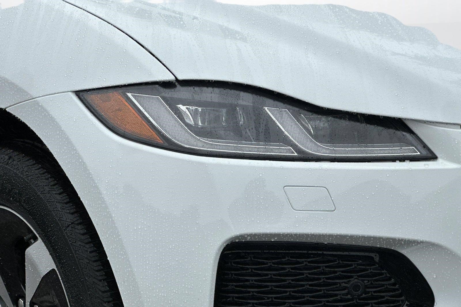 New 2025 Jaguar F-PACE R-Dynamic S AWD/4WD image 11