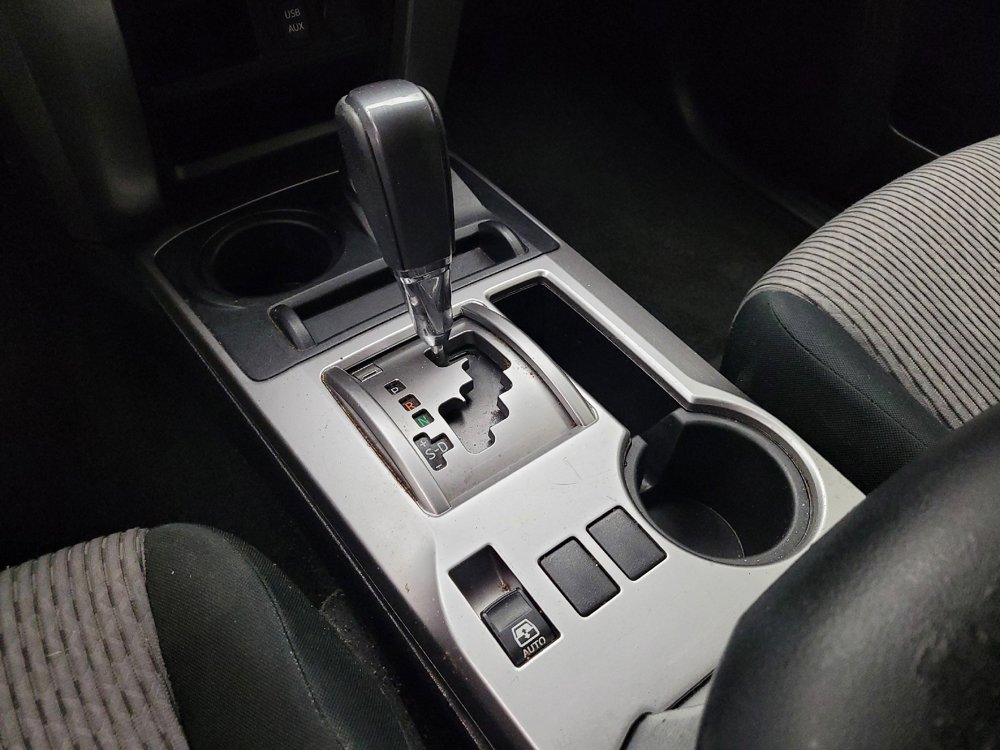 Used 2018 Toyota 4Runner SR5 AWD/4WD image 26