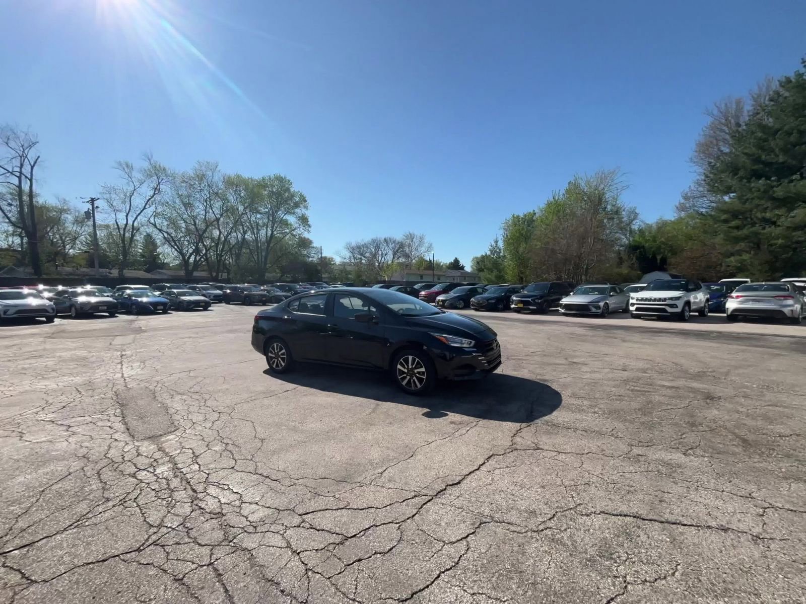Used 2025 Nissan Versa SV image 11