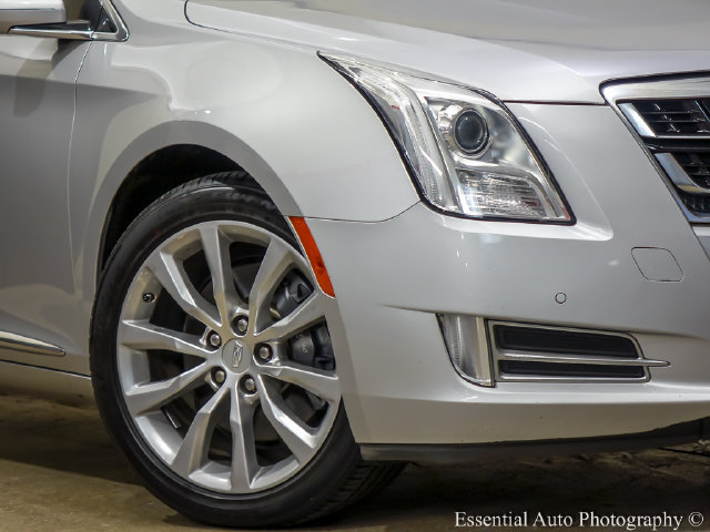 Used 2017 Cadillac XTS Luxury AWD/4WD image 3
