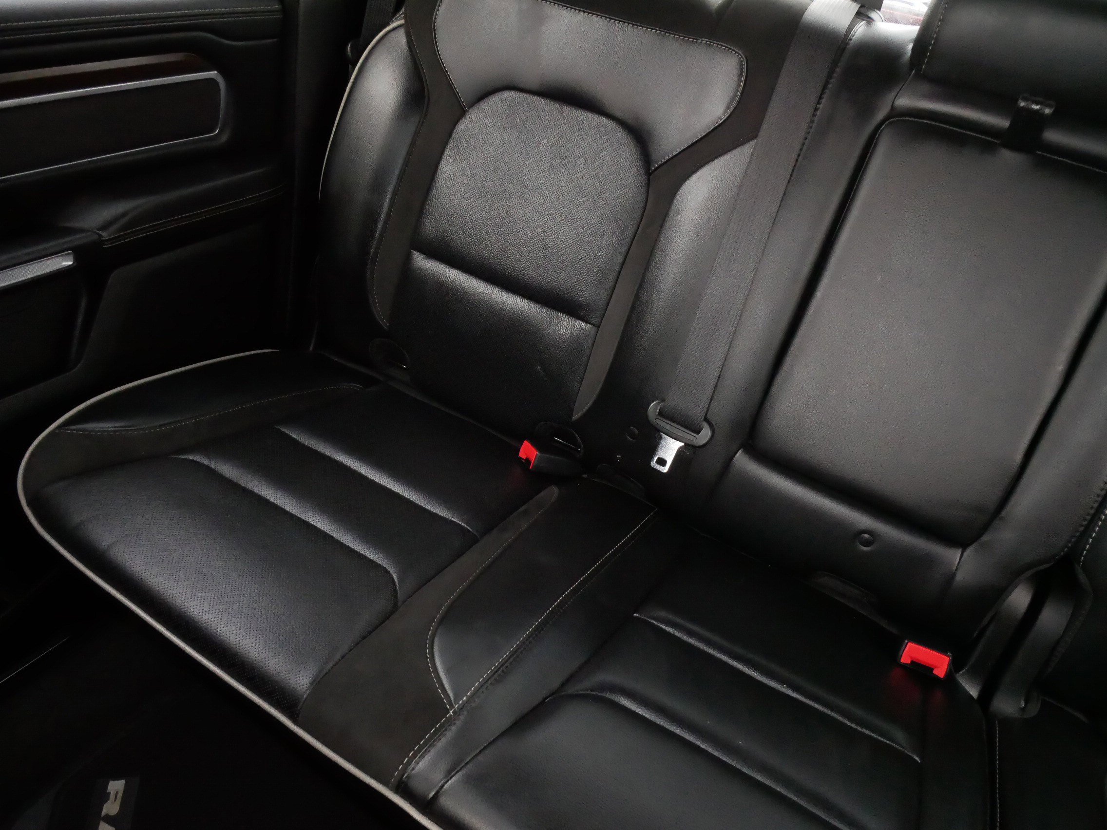 Used 2022 RAM 1500 Laramie image 12