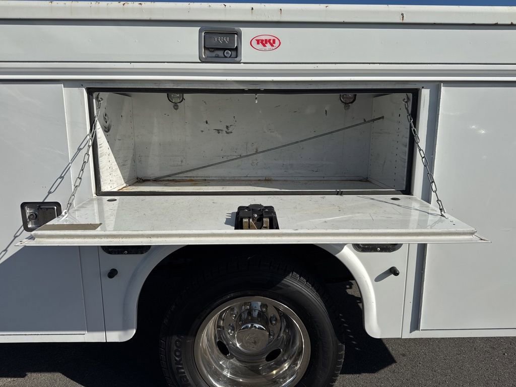 Used 2012 Ford F350 XL w/ PWR Equipment Group image 17