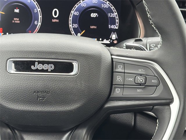 New 2025 Jeep Grand Cherokee L Altitude image 26