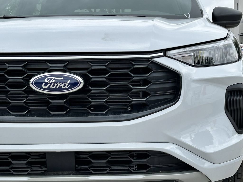 Used 2026 Ford Escape ST-Line AWD/4WD image 9