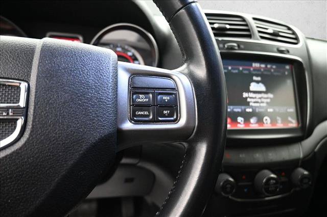 Used 2020 Dodge Journey Crossroad FWD image 17