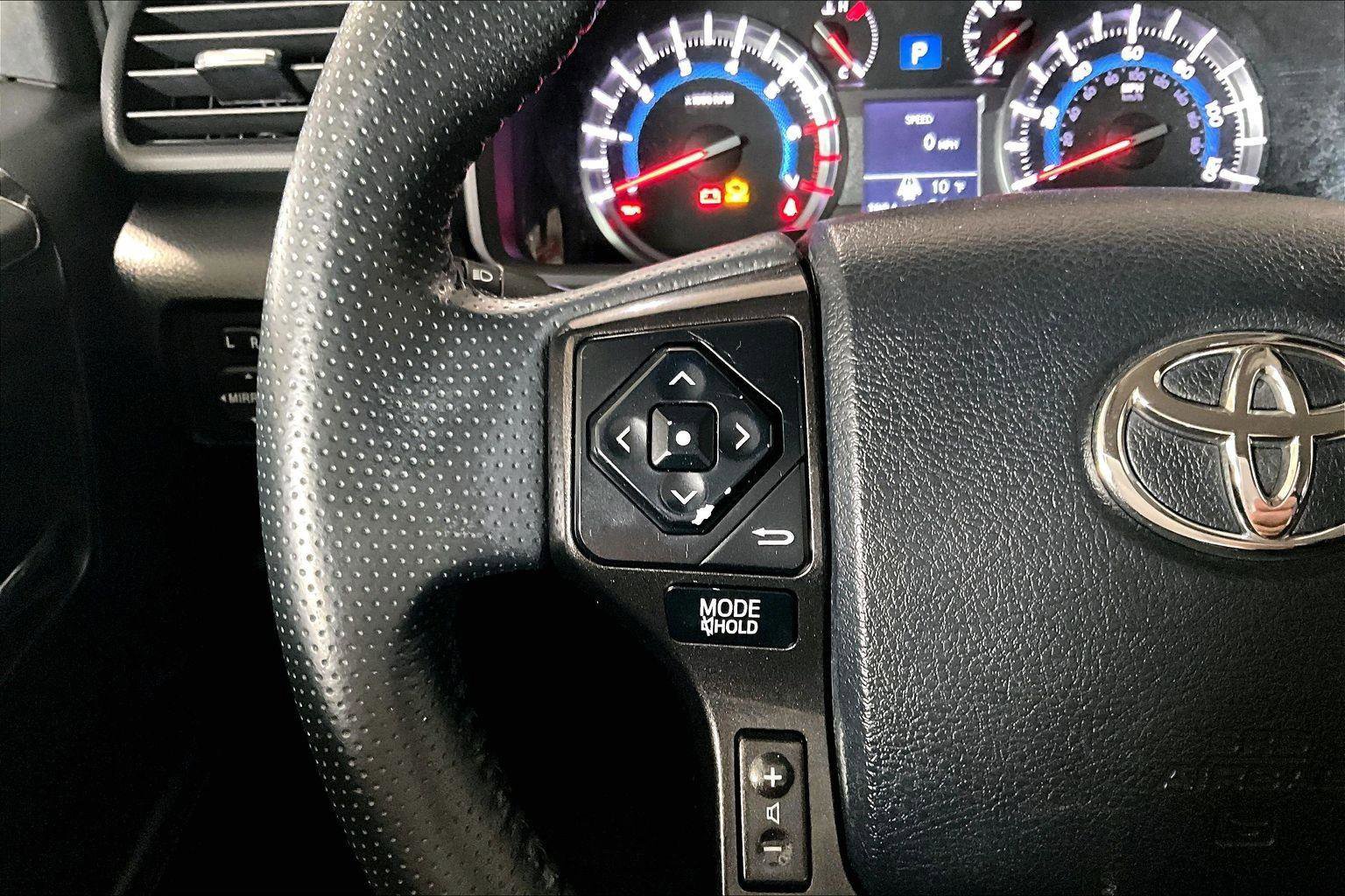 Used 2019 Toyota 4Runner TRD Off-Road image 17