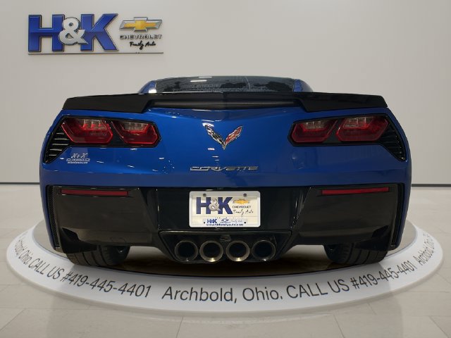 Used 2019 Chevrolet Corvette Stingray Coupe w/ 1LT RWD image 5