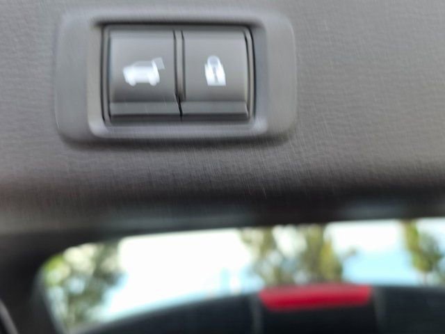 Used 2023 Mitsubishi Outlander SEL image 12