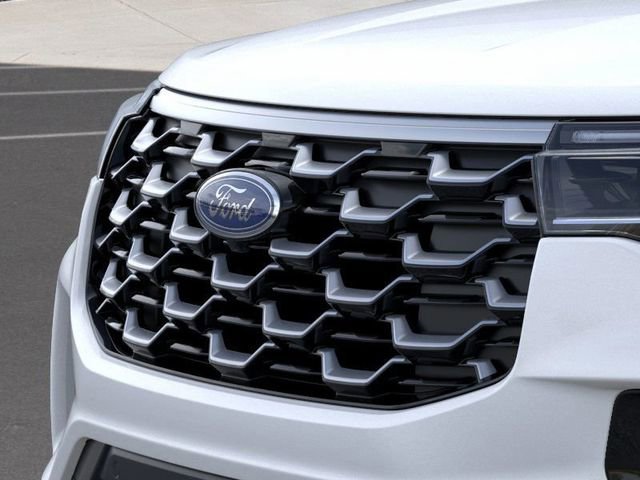 New 2026 Ford Explorer Platinum w/ LUX Leather Package image 17