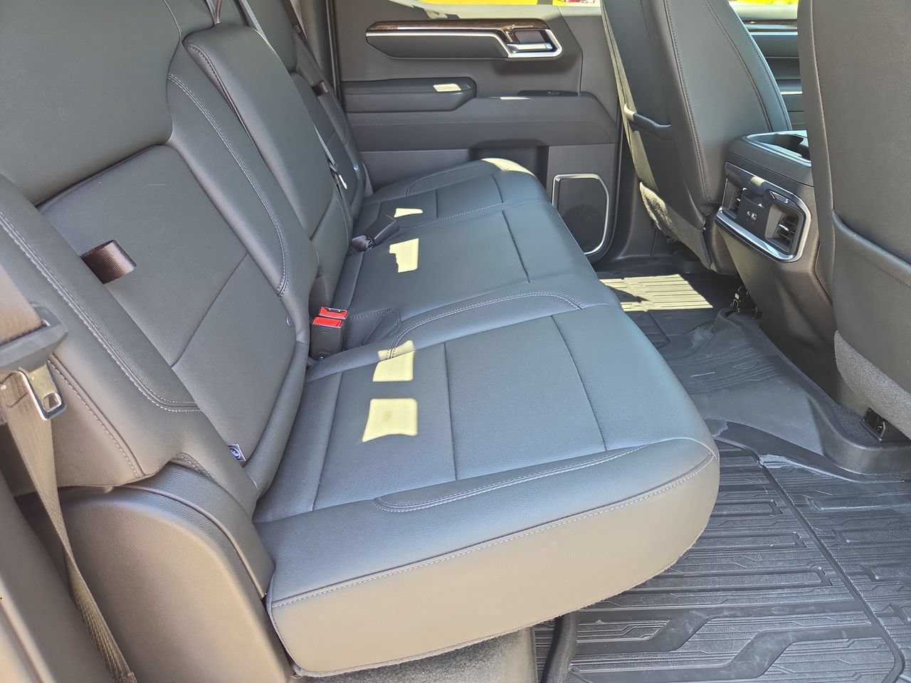 Used 2026 GMC Sierra 1500 Elevation w/ Elevation Premium Package AWD/4WD image 28