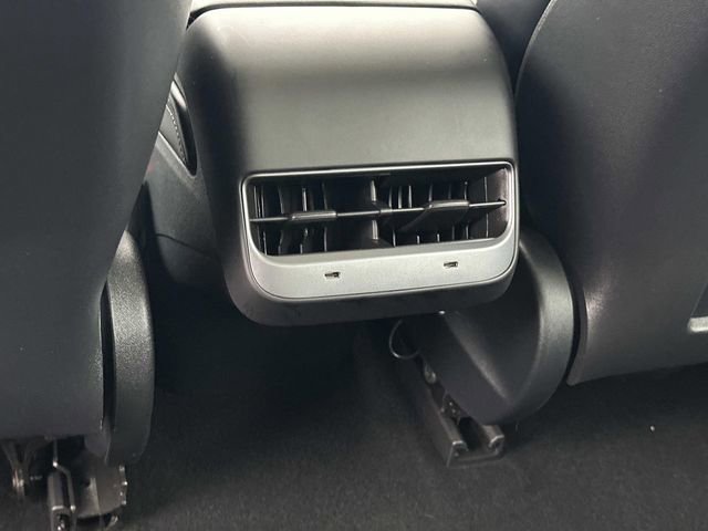 Used 2021 Tesla Model 3 Performance image 17