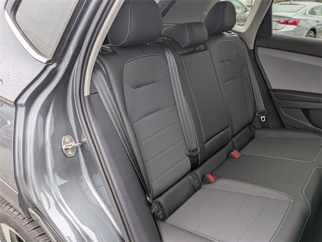 Used 2024 Volkswagen Taos SE image 26