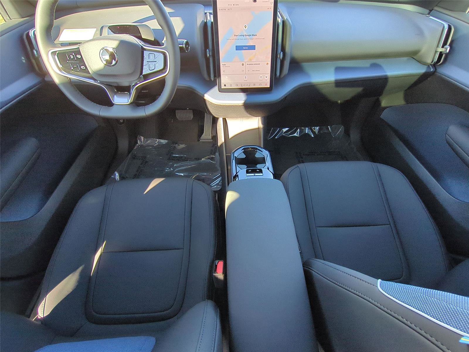 New 2026 Volvo EX30 Plus w/ Protection Package Premier image 16